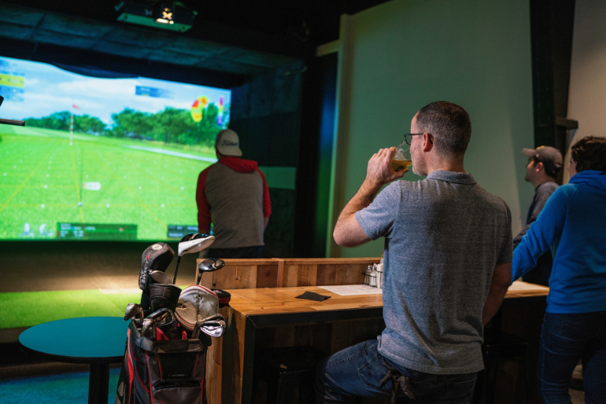 x golf indoor golfing